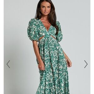 NELLI MIDI DRESS - SHORT SLEEVE CUT OUT DRESS IN GREEN SILHOUETTE